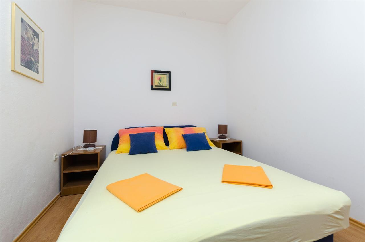 Apartments Zdenka Омиш Экстерьер фото